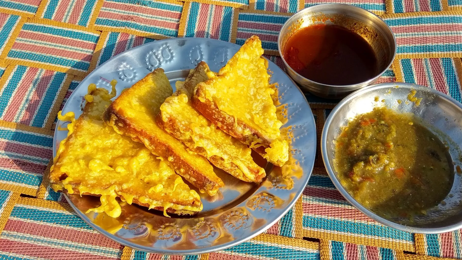 Authentic Jharkhandi Dhooska with Spicy Ghugni