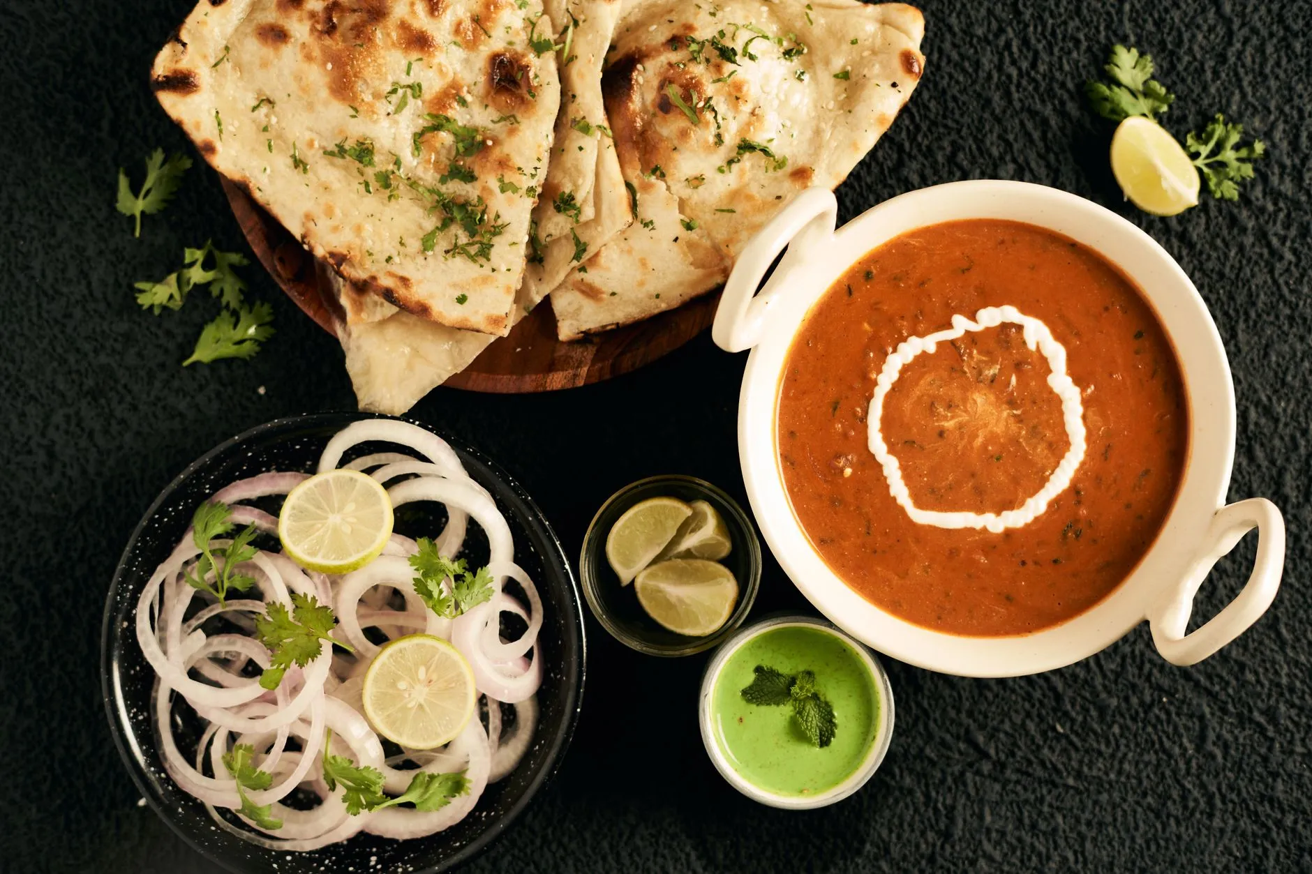 Authentic Deccani Haleem with Warm Tandoori Naan