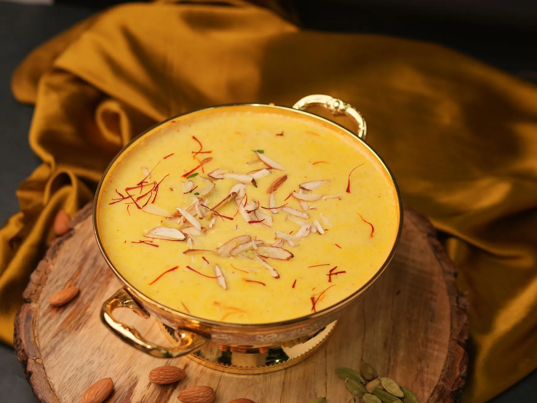 Awadhi Shahi Zaffrani Phirni