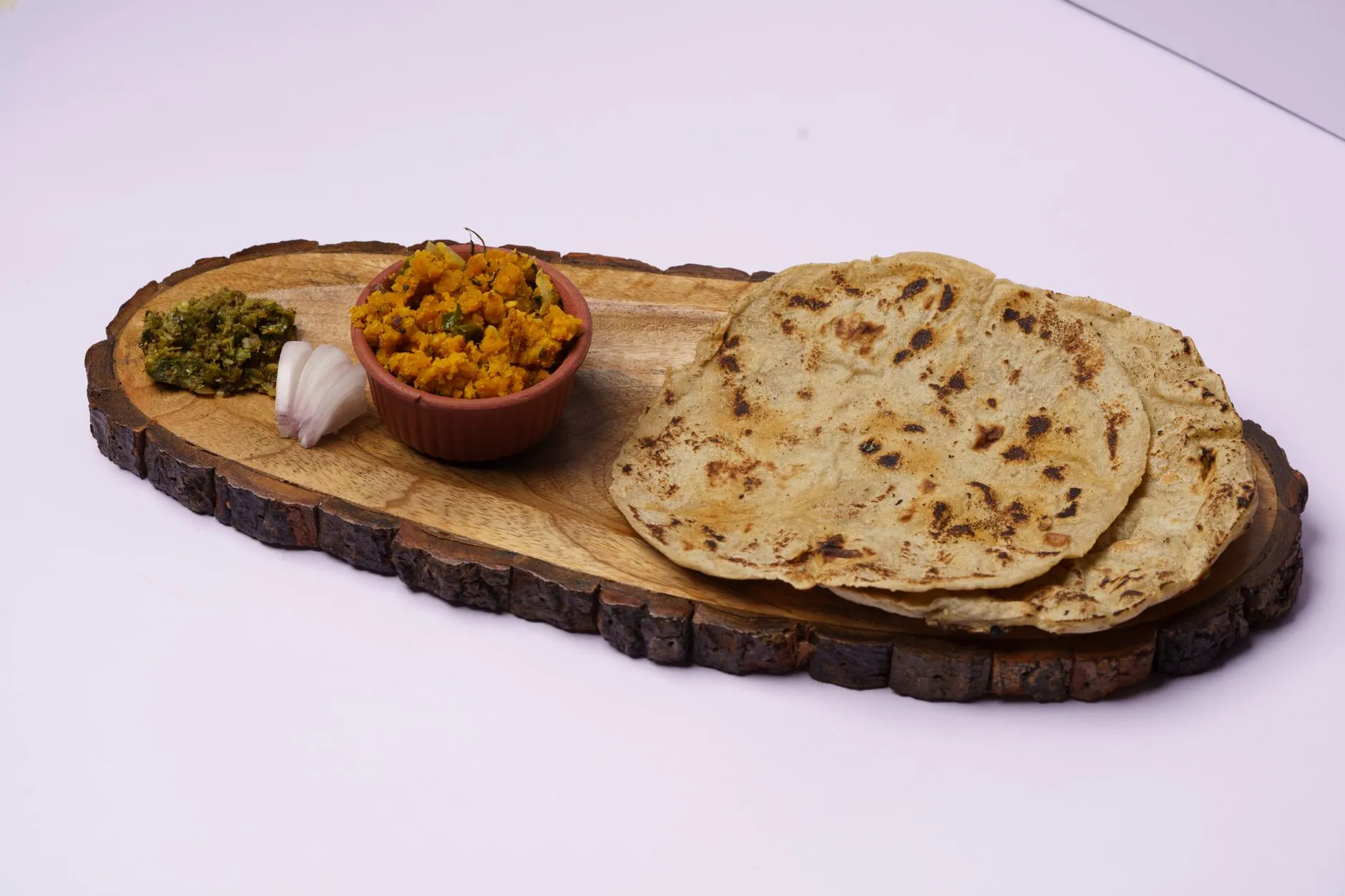 Authentic Kumaoni Bhang ki Chutney with Mandua Roti